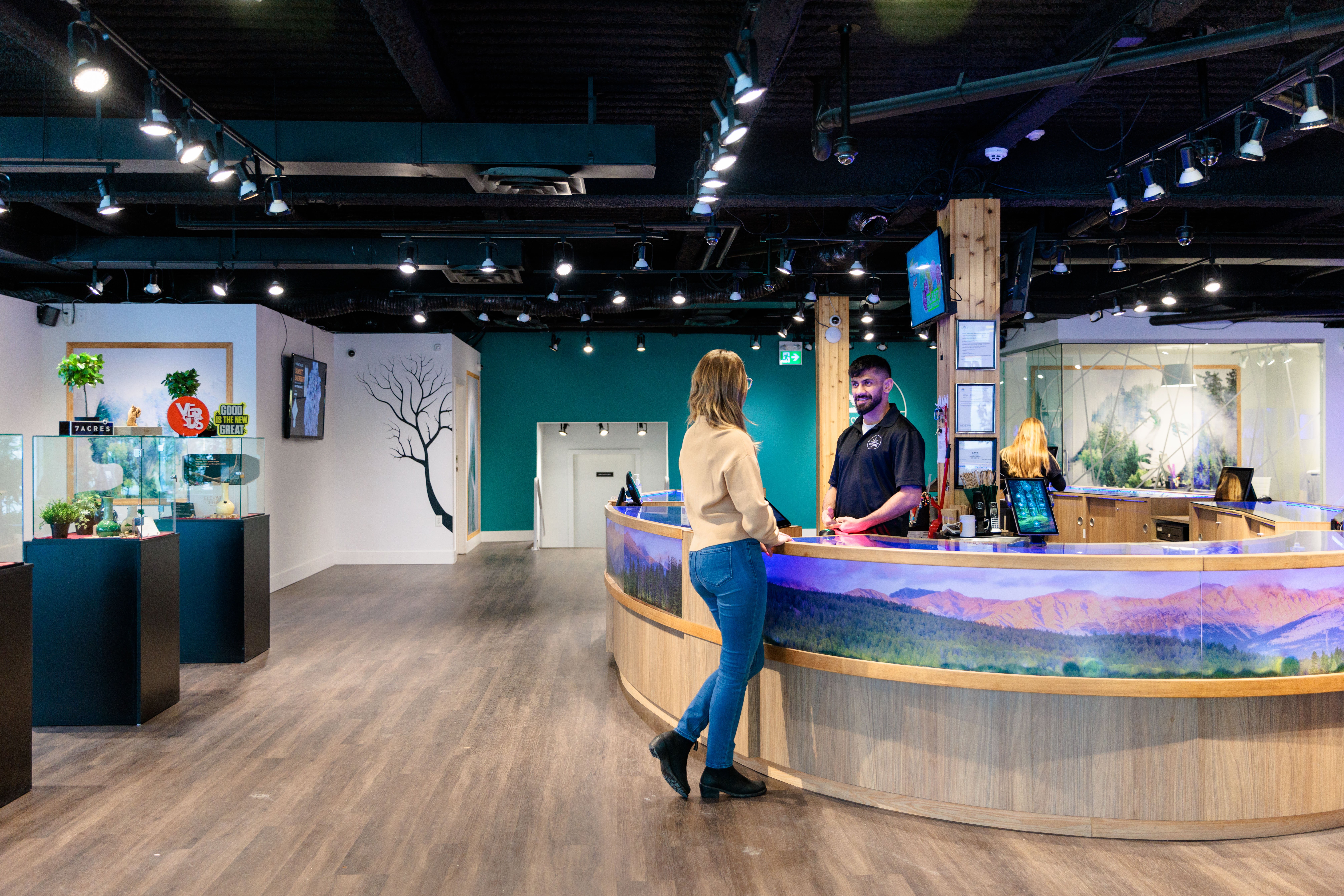 WestCanna Cannabis Store - West Broadway, Vancouver, BC